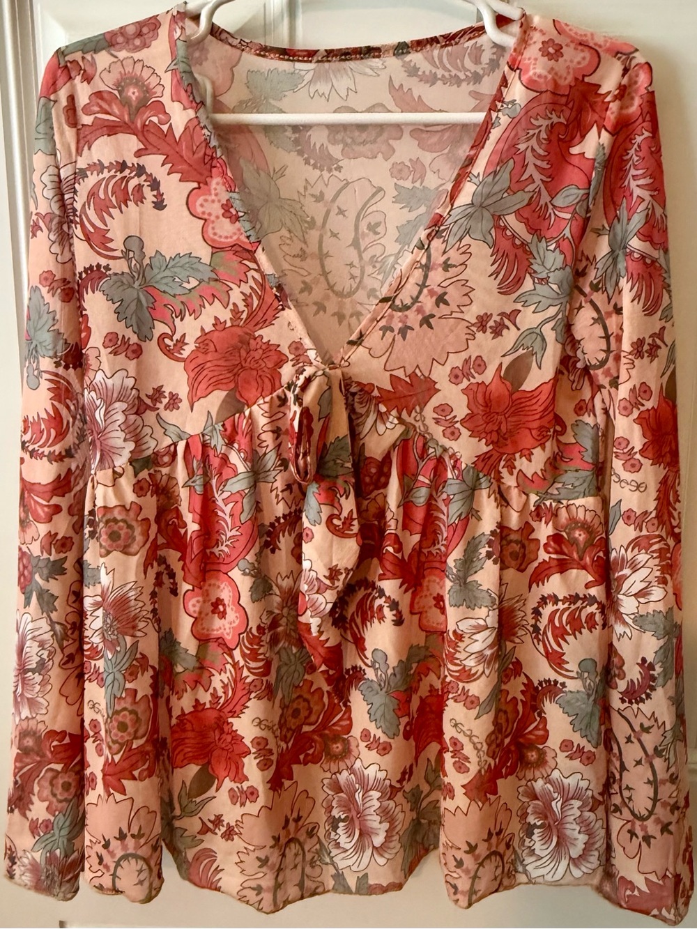 Floral V-Neck Peasant Top in Dusty Rose